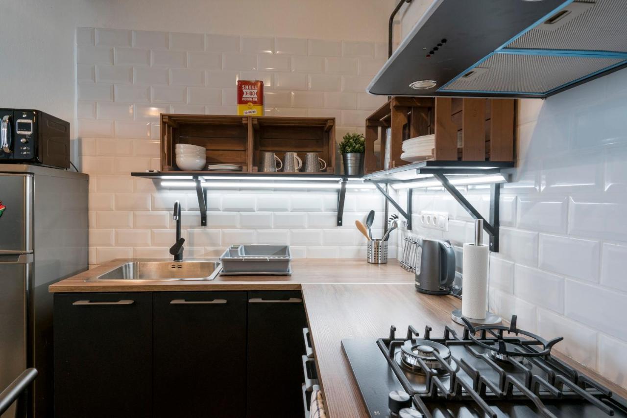 ברטיסלאבה Stylish Centrally Located 1Br Apartment With Parking מראה חיצוני תמונה